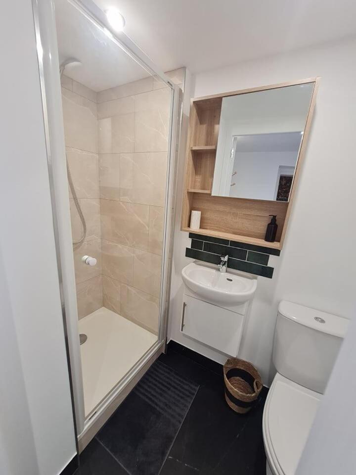 Charmant Studio Renove Caen Extérieur photo